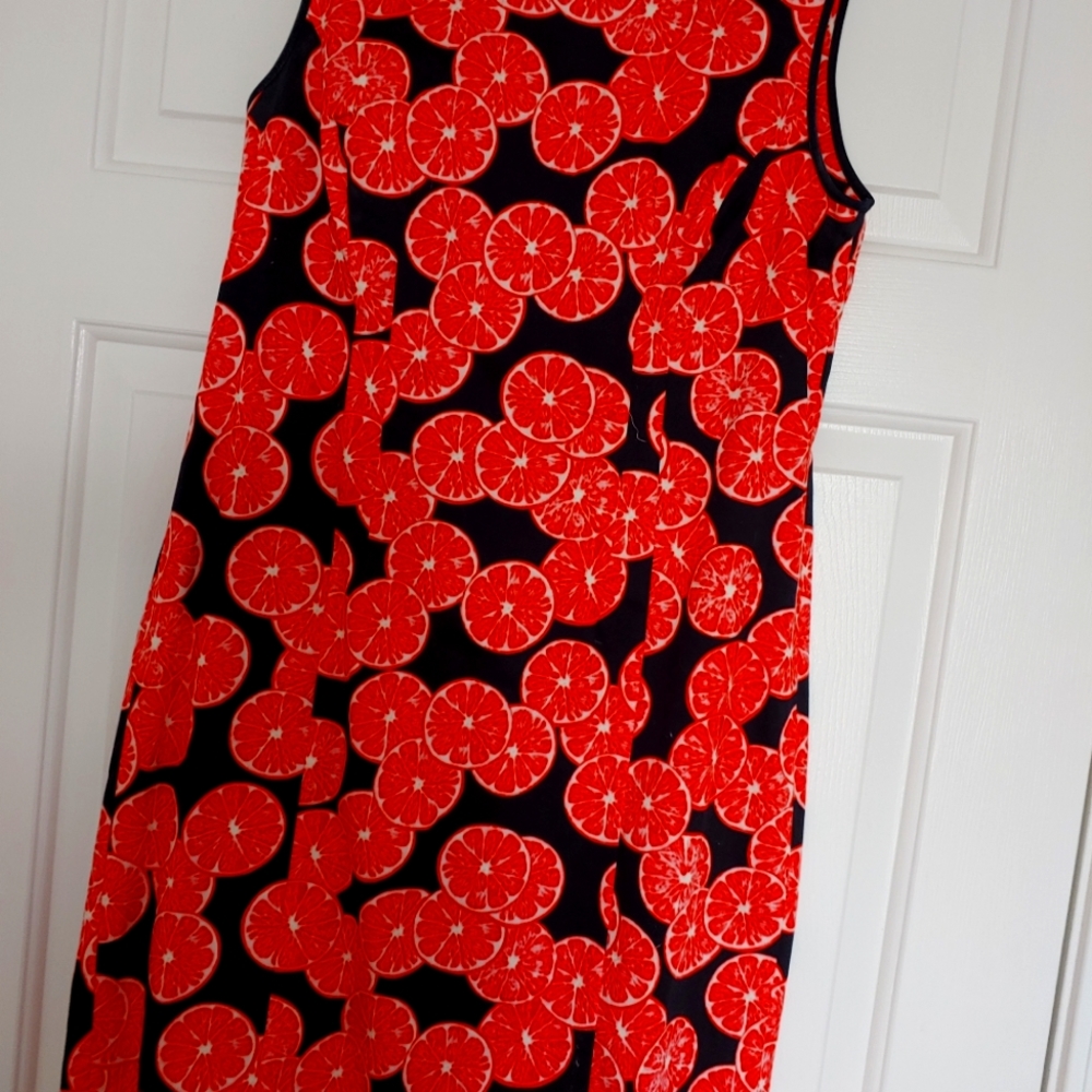 Jones of New York casual dress. Black and oranfe